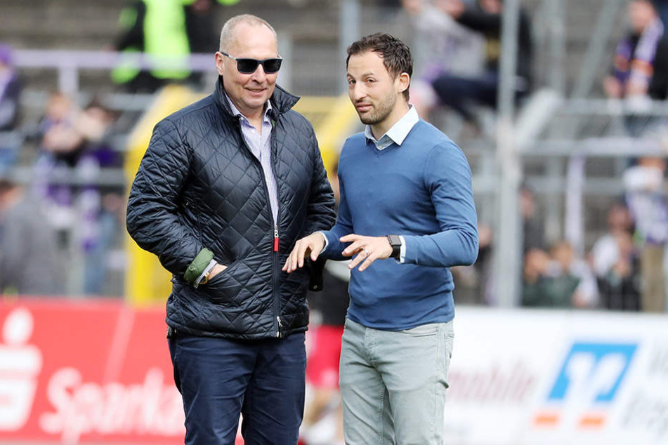 In die Arbeit von Coach Domenico Tedesco (r.) hat FCE-Boss Helge Leonhardt vollstes Vertrauen.