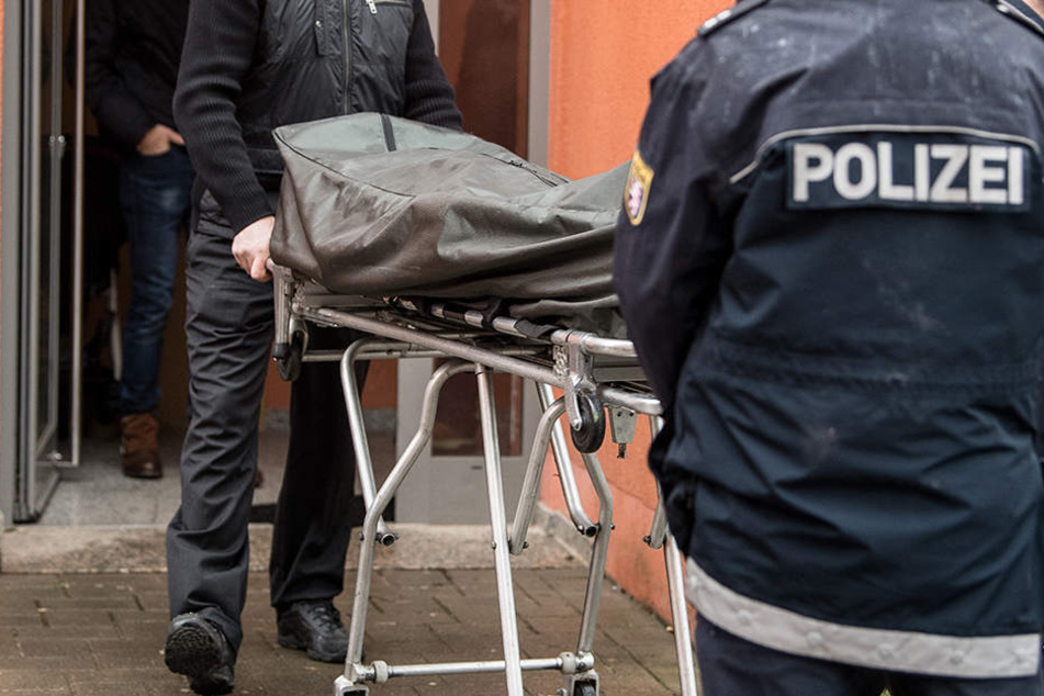 Nach einem Brand in Schmargendorf wurde nun ein Toter entdeckt. (Symbolbild)