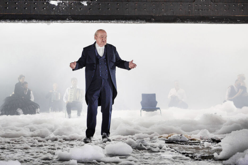 Dieter Jaßlauk in der Inszenierung „Peer Gynt“ von Henrik Ibsen. Der Schauspieler verstarb vergangene Woche im Alter von 85 Jahren.