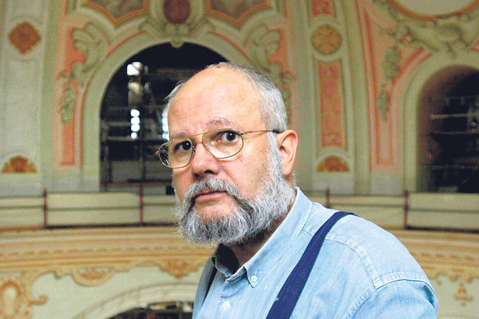 Christoph Wetzel malte die Kuppel der Frauenkirche aus.