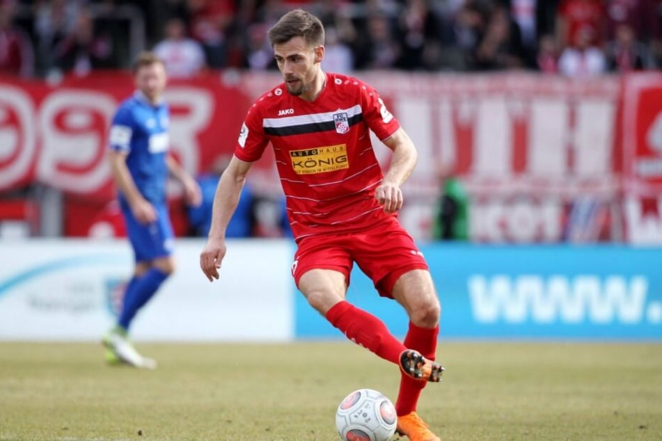 Vocaj spielte in der vergangenen Saison für den Drittliga-Absteiger Rot-Weiß Erfurt.