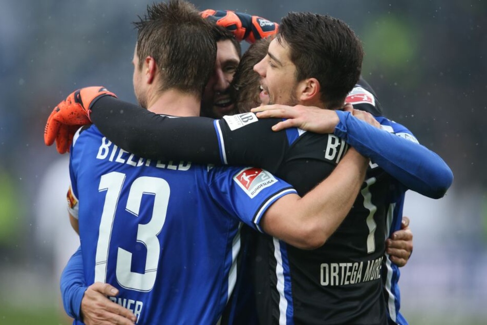 Der Jubel nach dem Sieg gegen den HSV war beim DSC groß.