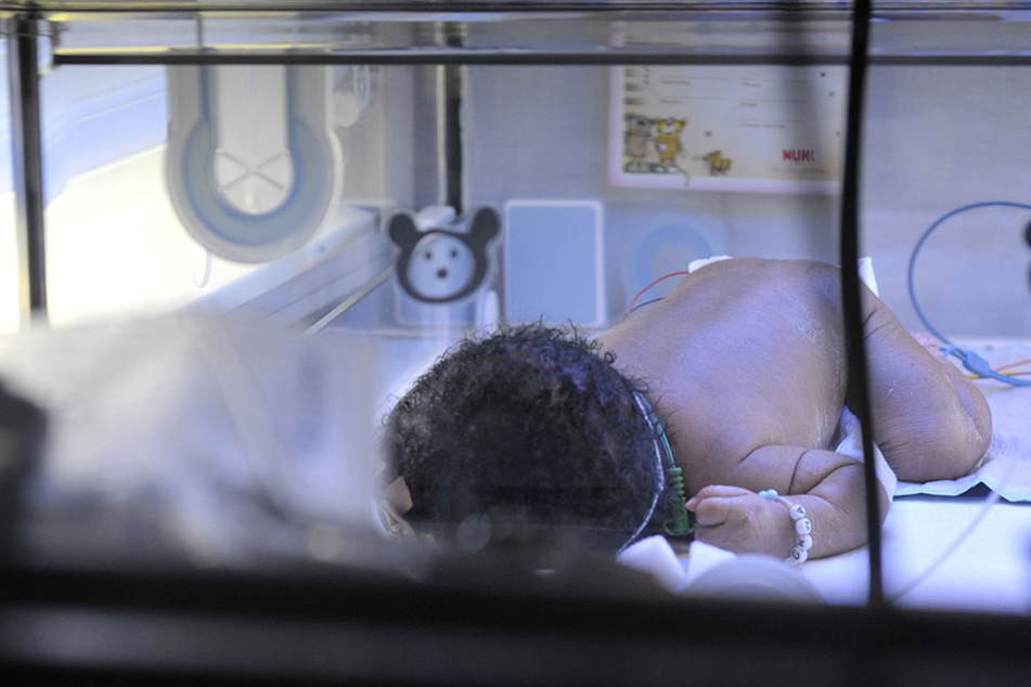 Gleich vier Babys starben fast gleichzeitig in der Klinik.