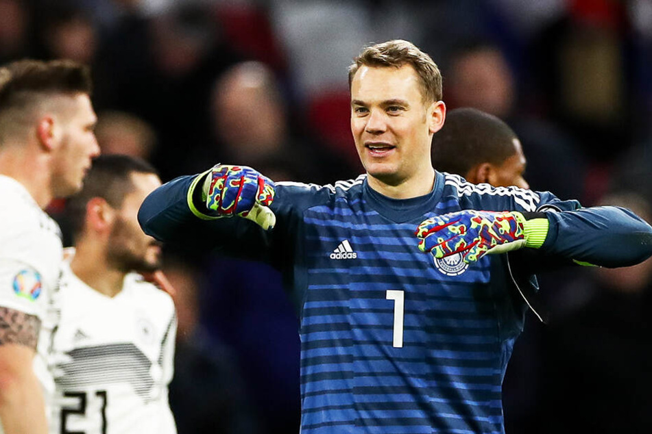 Er ist wieder da! Manuel Neuer (r.) zeigte gegen die Niederlande, warum er vierfacher Welttorhüter ist.