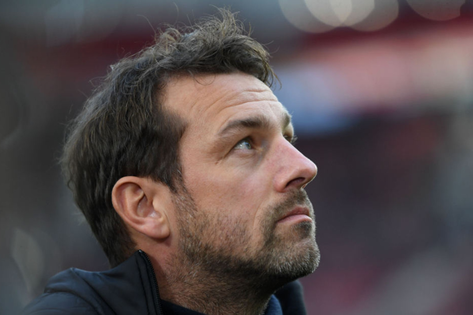 Markus Weinzierl (Bild) bittet am Mittwoch seine Mannschaft zum Trainingsstart für die Rückrunde. (Symbolbild)