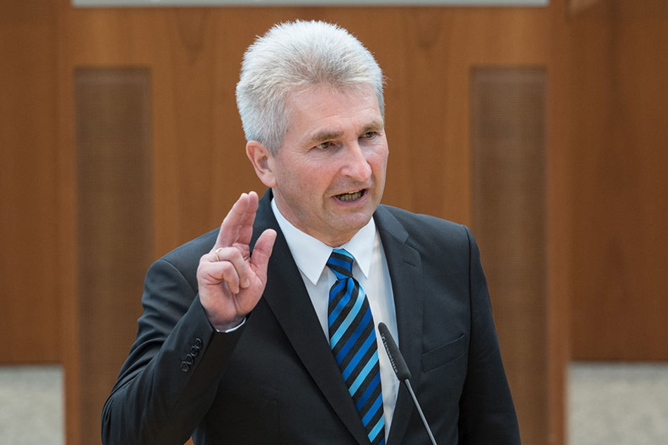 Nach sechs Jahren in Leipzig zieht es Andreas Pinkwart zurück in die NRW-Landespolitik.