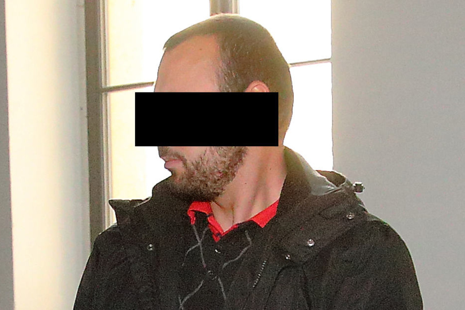 Lajos P. (27) legte im Suff eine kreuzgefährliche Aktion im Straßenverkehr in.