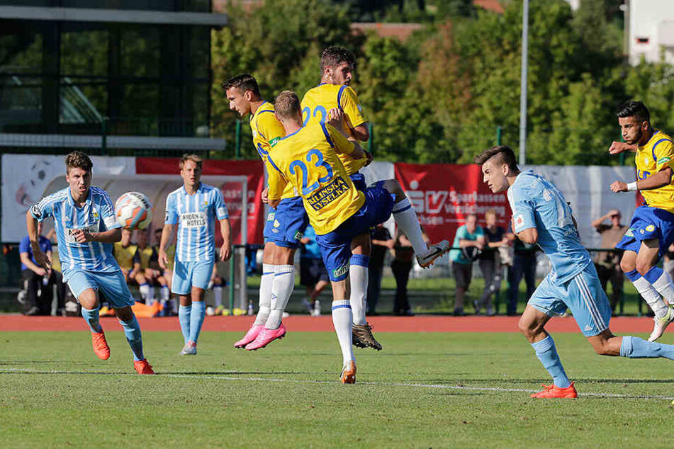 Danny Breitfelder (l.) traf das 1:0.