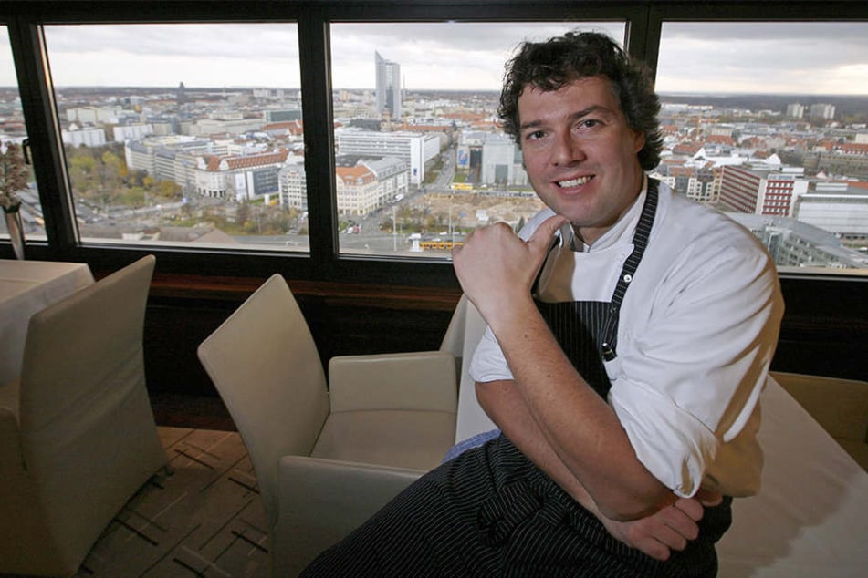 Peter Maria Schnurr in seinem Restaurant FALCO in der 27. Etage des Hotels Westin Leipzig.
