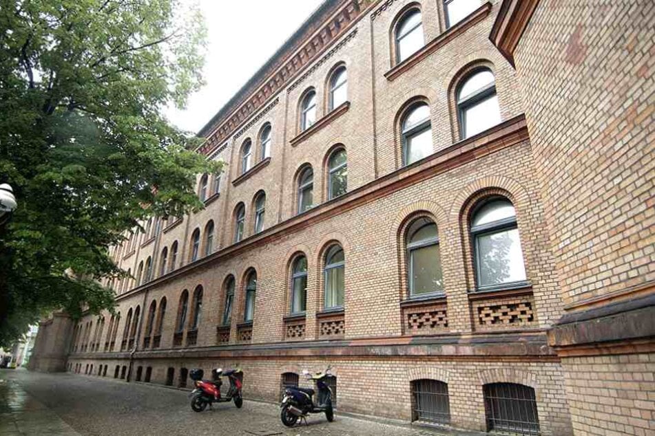 Das Oberstufenzentrum Handel 1 in Kreuzberg ist bis mindestens Dienstag geschlossen.