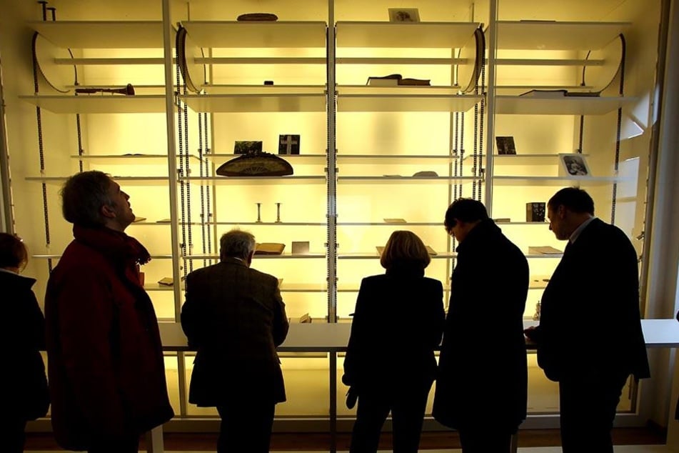 Am Samstag strömten Menschenmassen ins Mendelssohn-Haus, um das Museum nach der Umgestaltung zu begutachten.