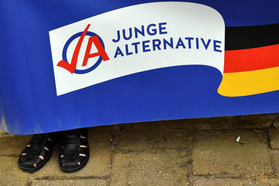 Auch die JA steht beim Verfassungsschutz als Prüffall unter Verdacht.