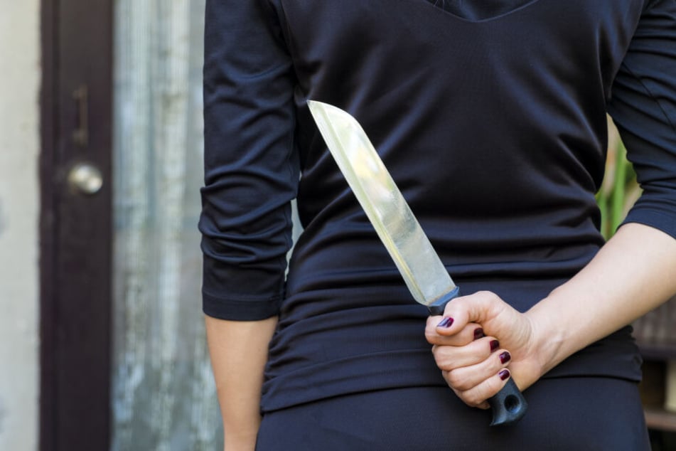 Die Frau hatte zum Messer gegriffen. (Symbolbild)