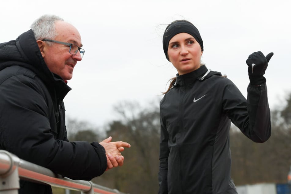 Gesa Krause und ihr Trainer Wolfgang Heinig.