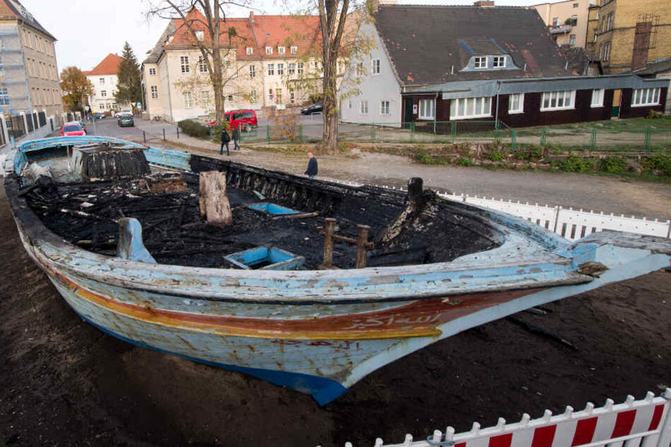 244 Männer, Frauen und Kinder waren mit dem Boot im Juni 2013 von Nordafrika aus übers Mittelmeer nach Europa geflüchtet.