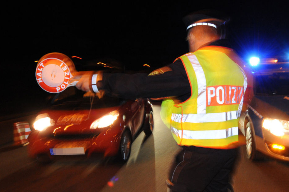 Als die Polizei den Mann kontrollieren wollte, brach Chaos aus. (Symbolbild)