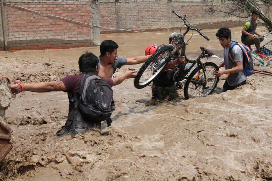 Seit Dezember anhaltende Regenfälle haben zahlreiche Erdrutsche und Überschwemmungen in Peru verursacht.