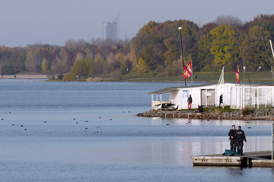 Die 48-Jährige soll obduziert werden. Sie starb beim Tauchen im Cospudener See bei Leipzig.