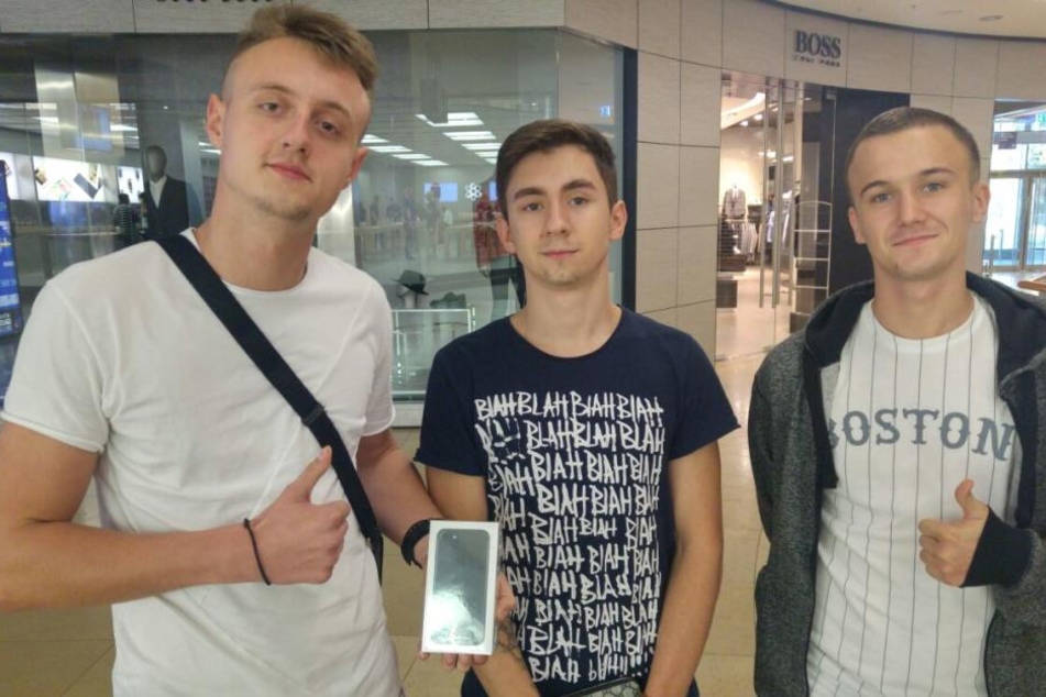 Julian M. (20) und seine Freunde kamen aus der Ukraine.