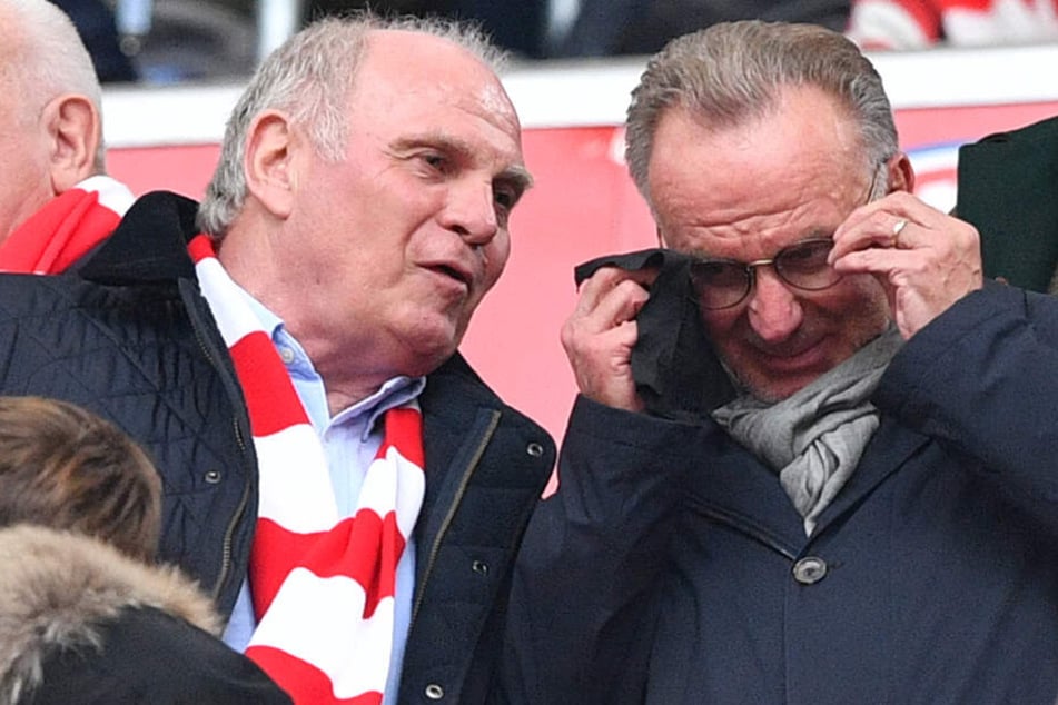 Abteilung Attacke hat wieder zugeschlagen - Uli Hoeneß und Karl-Heinz Rumenigge haben sich vor ihren Bayern-Torwart gestellt.