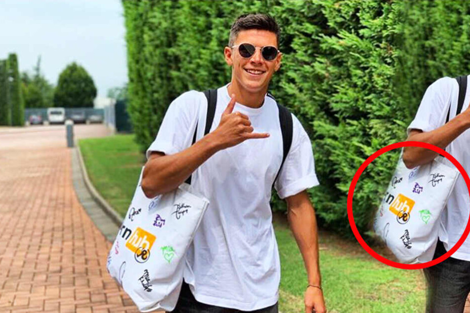 Matteo Pessina und seine Pornhub-Tasche inklusive Unterschriften von Pornostars. (Bildmontage)