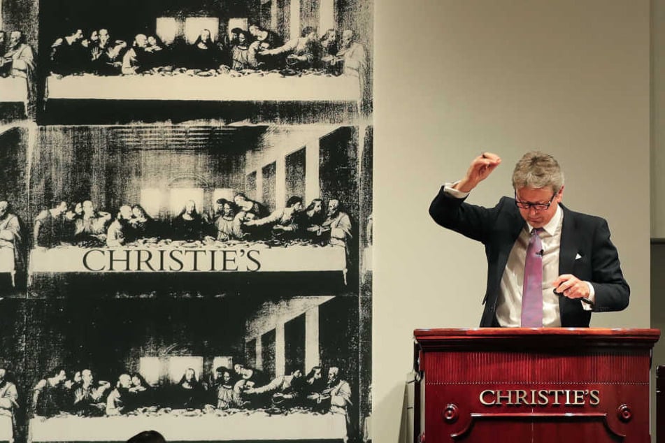 Bei Christie's wurde für die Rekordsumme von 450 Millionen Euro das Gemälde "Salvator Mundi" versteigert.
