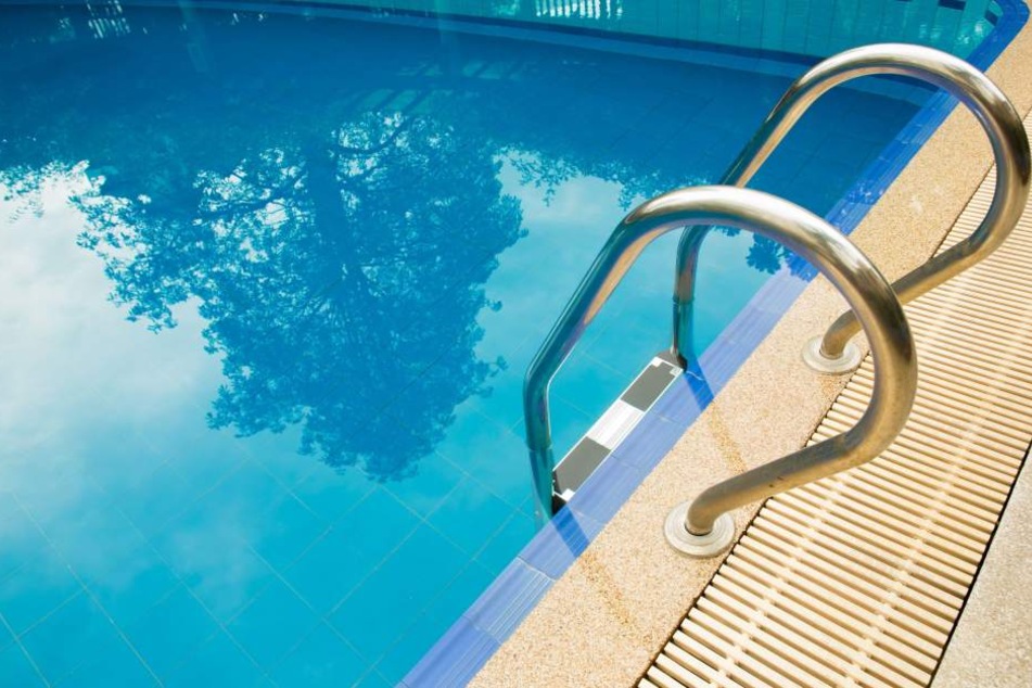 Letzten Sommer ertrank ein deutsches Mädchen in einem Prager Pool. (Symbolbild)