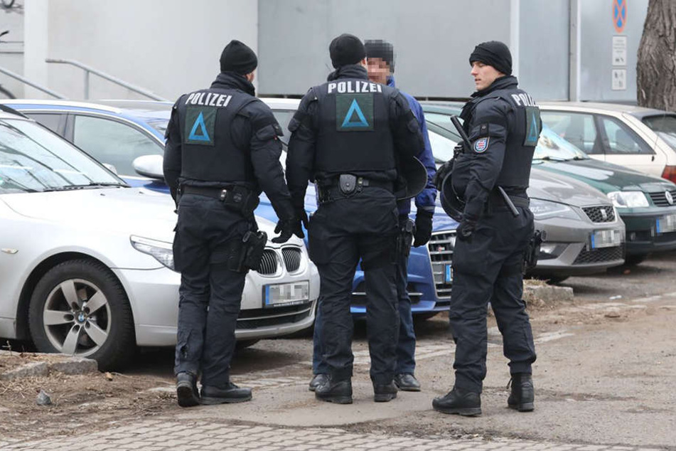 Nach der Demo kam es zu einem brutalen Zwischenfall. (Symbolbild)