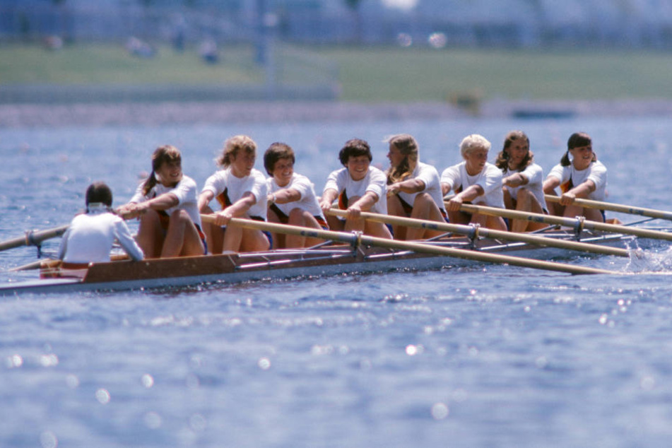 Die Ruderinnen des DDR-Frauen-Achters bei den Olympischen Spielen 1976 in Kanada.