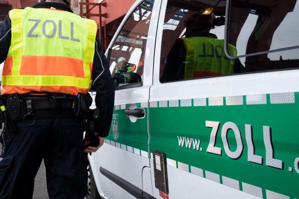Beamte des Zolls wurden in München bei einer Kontrolle fündig. (Symbolbild)