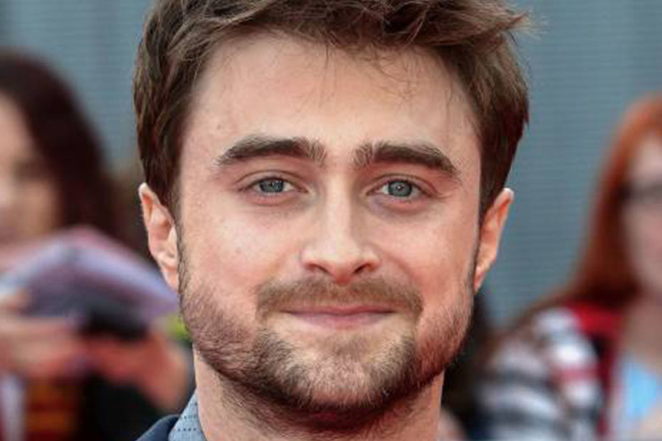 Schauspieler Daniel Radcliffe (27) wurde als Harry Potter berühmt. Nun will er gegen James Bond kämpfen.