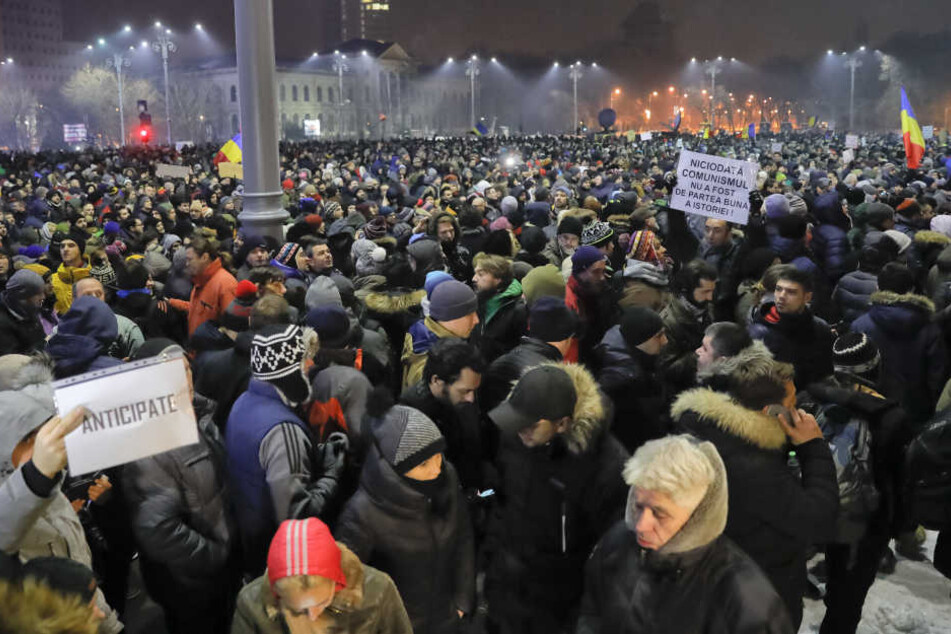 Die Protestler demonstrierten gegen ein neues Korruptionsgesetz.