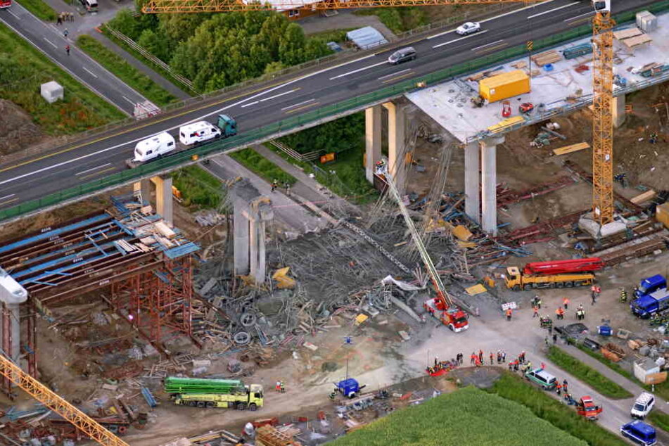 Die Ingenieure hatten bei den Berechnungen der Statik wohl nicht sorgfältig gearbeitet.