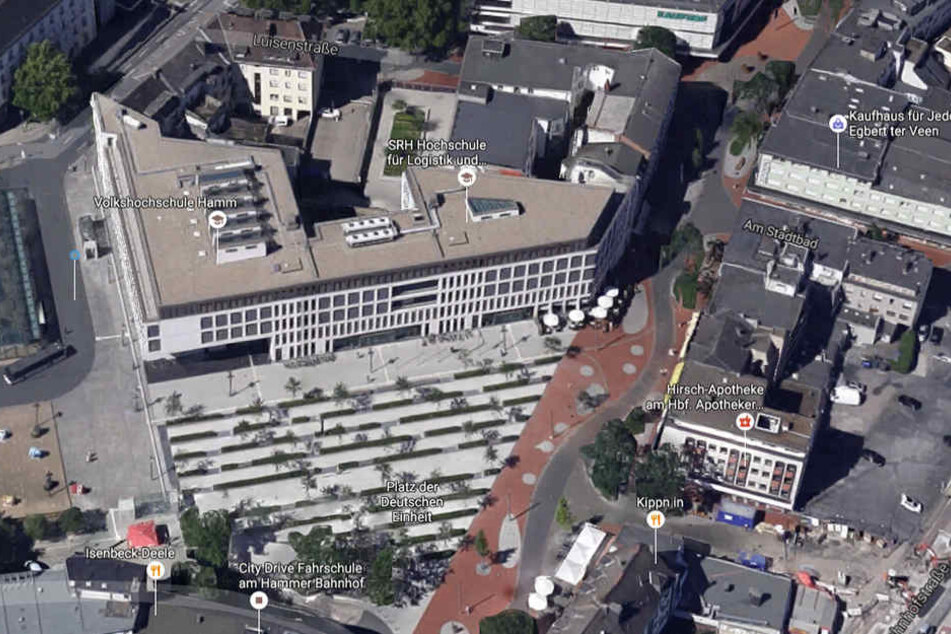 An dieser Volkshochschule soll der 19-Jährige angeblich einen Amoklauf geplant haben.