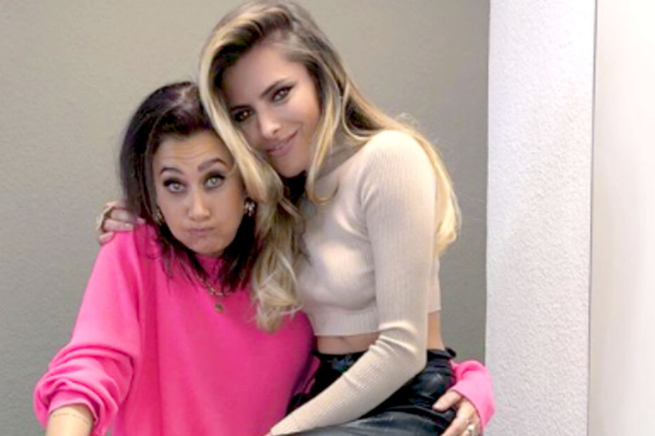 Ihre Freundin Christina (l.) verrät: Privat ist Sophia Thomalla (29) nicht immer so eiskalt und unnahbar.
