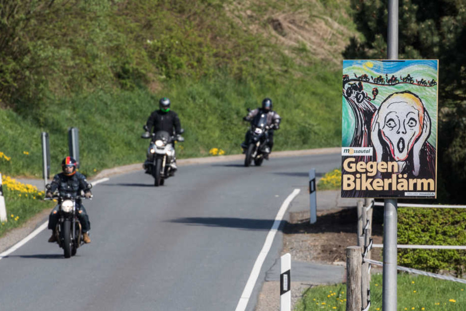 Die erste Plakataktion in Mossautal half nur vorübergehend.