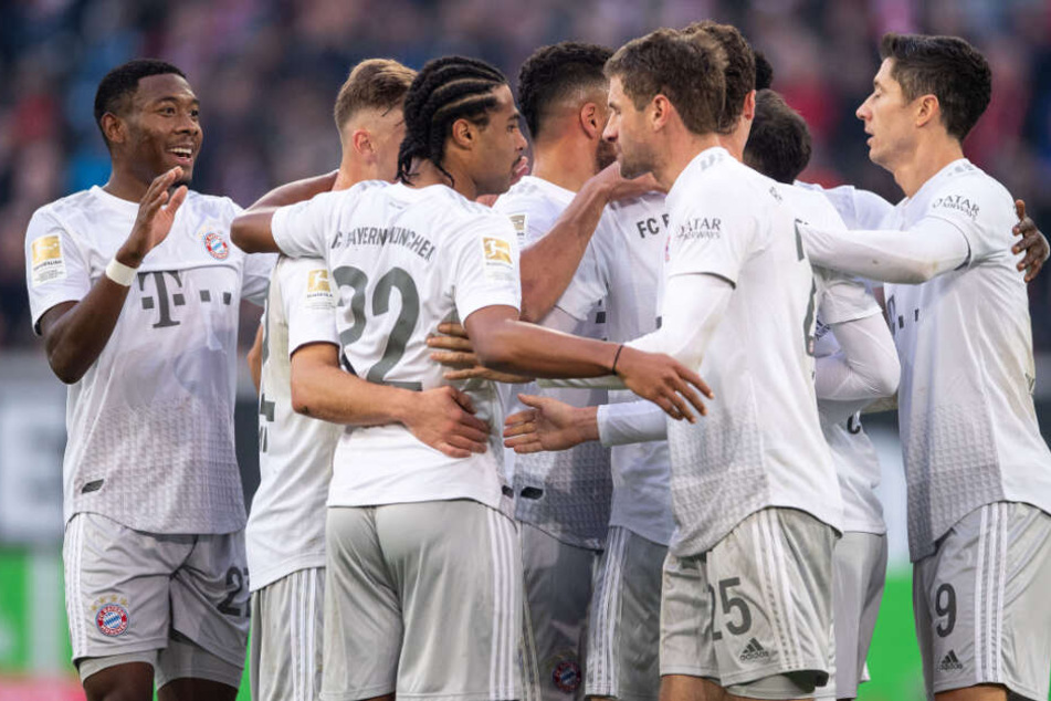 Der FC Bayern dominierte das Auswärtsspiel bei Fortuna Düsseldorf.