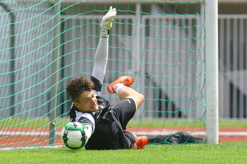 Ich hab den Ball! Eine tolle Parade von FSV-Youngster Max Sprang im Testspiel gegen Nordhausen.