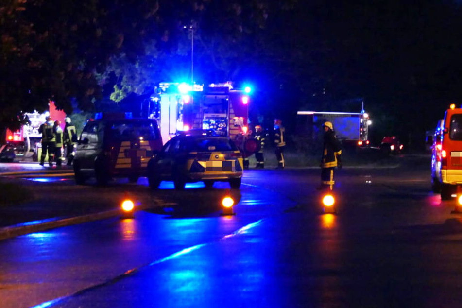 Feuerwehr und Polizei rückten am Mittwochbend in die Bahnhofstraße nach Colditz aus.