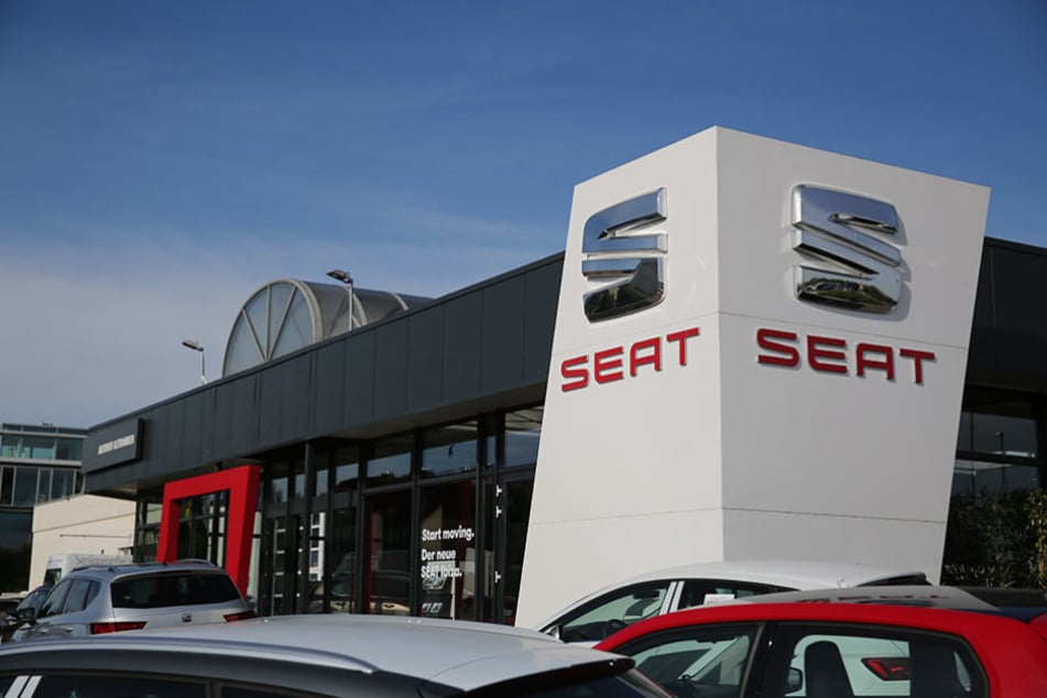 Der Autohof Altfranken an der Rudolf-Walther-Straße 2 in Dresden-Altfranken.