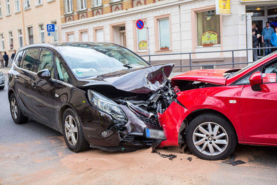 Wie es zu dem Crash kommen konnte, ist noch unklar.
