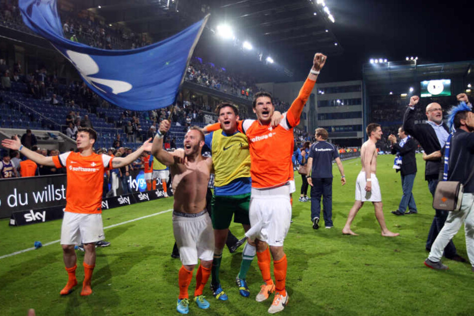 Nach dem Schlusspfiff feierte Darmstadt den Aufstieg in die 2. Liga.