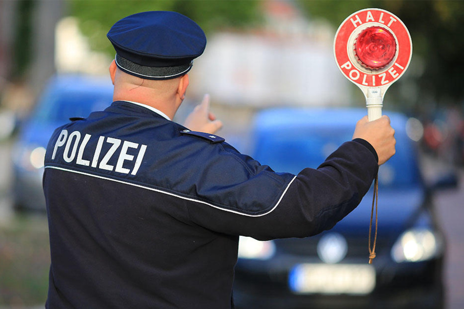 Was Polizeibeamte im Zuge einer Fahrzeugkontrolle in Dessau-Roßlau (Sachsen-Anhalt) erlebten, klingt schier unglaublich. (Symbolbild)