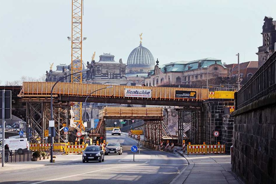 Die Augustusbrücke wird definitiv erst 2020 fertig.