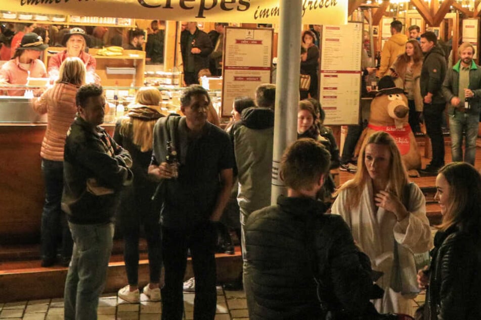 Seit 17. Oktober hat das Winterdorf in Bayreuth geöffnet.