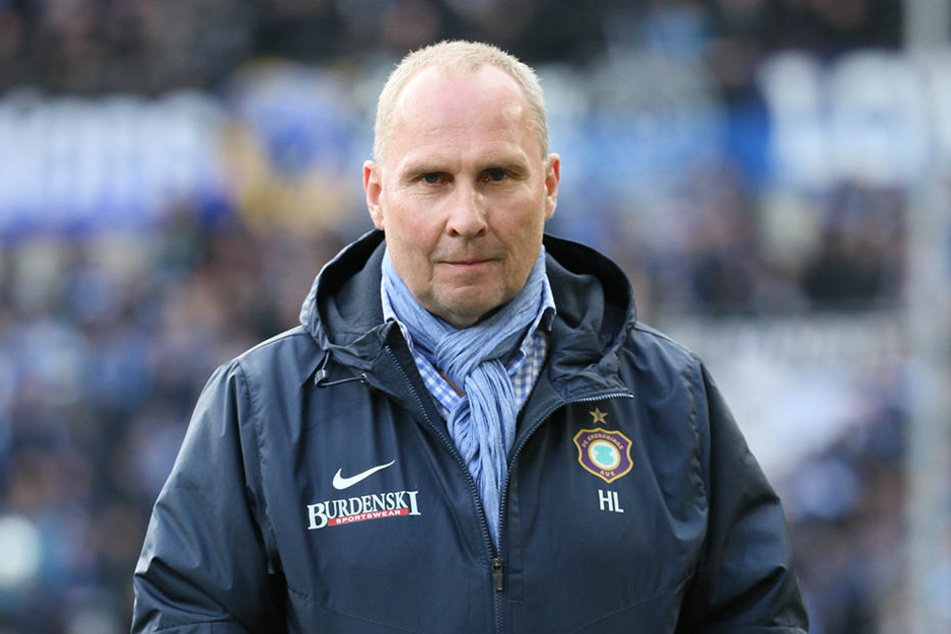 Aue-Boss Helge Leonhardt in Bielefeld.