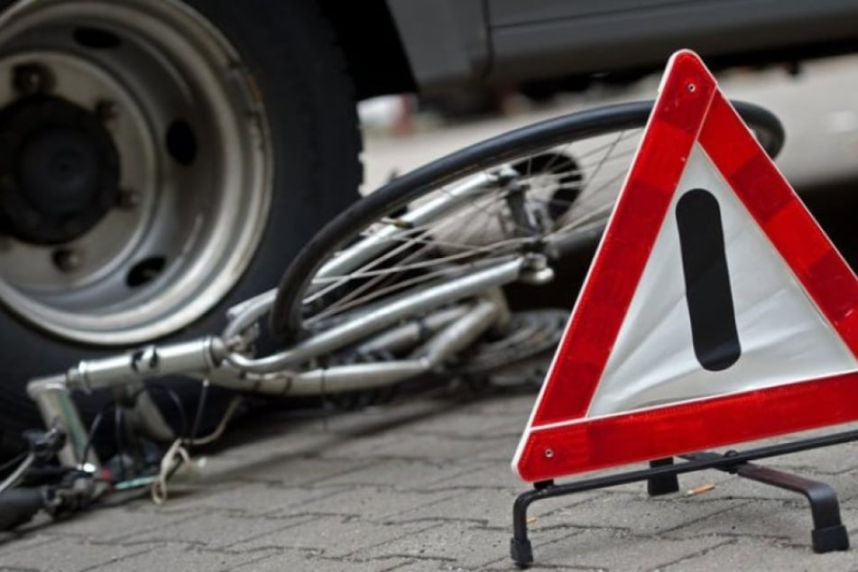 in Sattelzug hat einen Radfahrer in Saarbrücken zu Tode geschleift (Symbolbild).