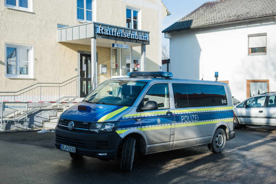 Die Bankfiliale in Obersüßbach wurde ausgeraubt.