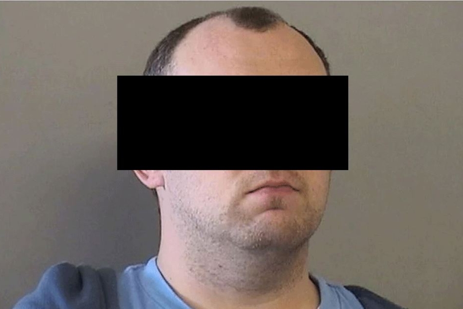 Jonathon D. (34).
