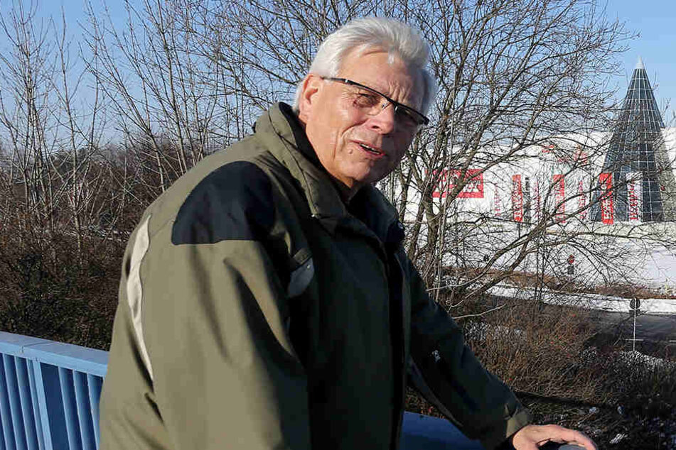 Hans-Joachim Siegel (75, Die Linke) sieht die Eltern in der Pflicht, denn diese Sorgen seiner Ansicht nach selbst für verkehrlich Unruhe vor den Schulen.